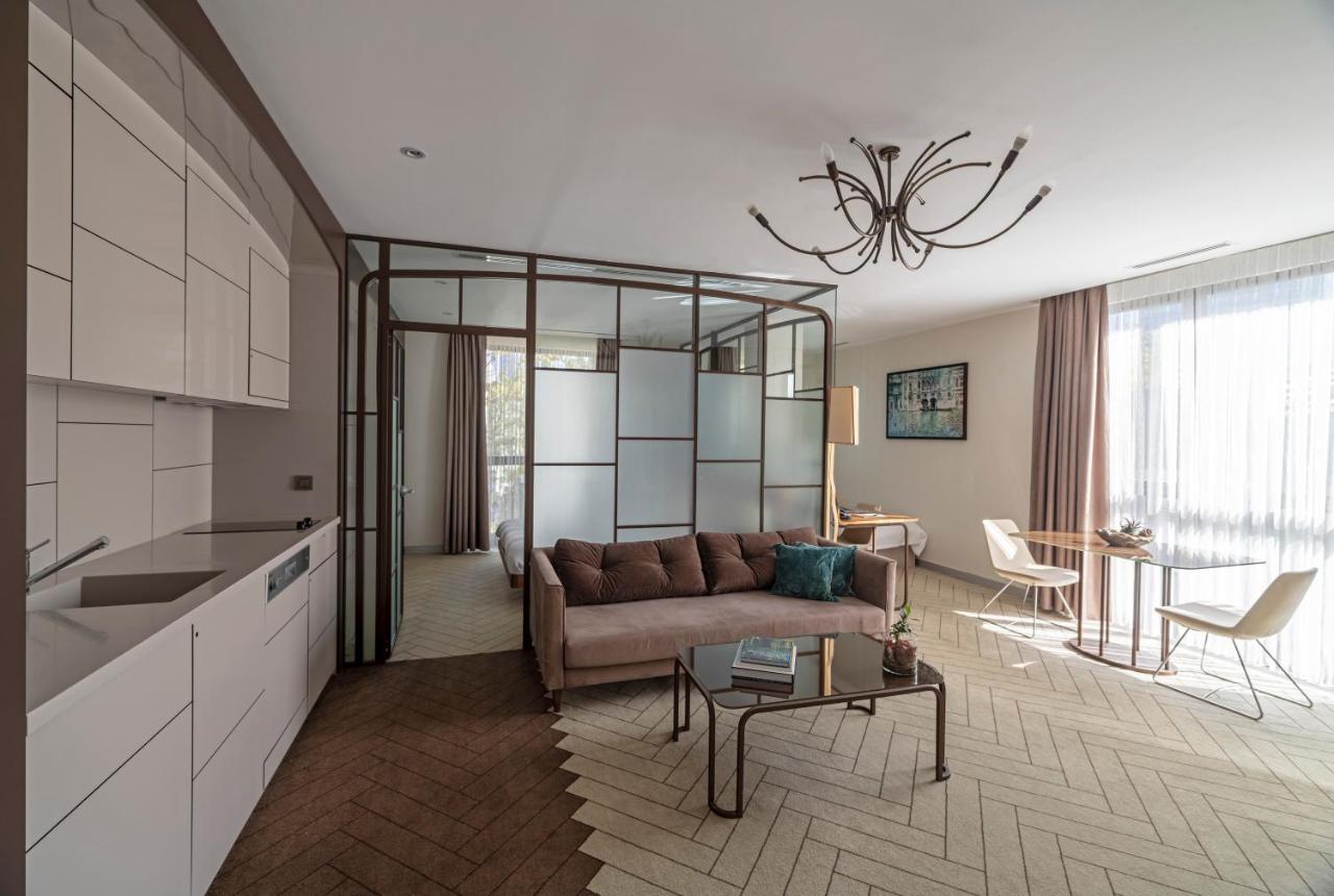 Upsuites Hotel Istanbul Bagian luar foto