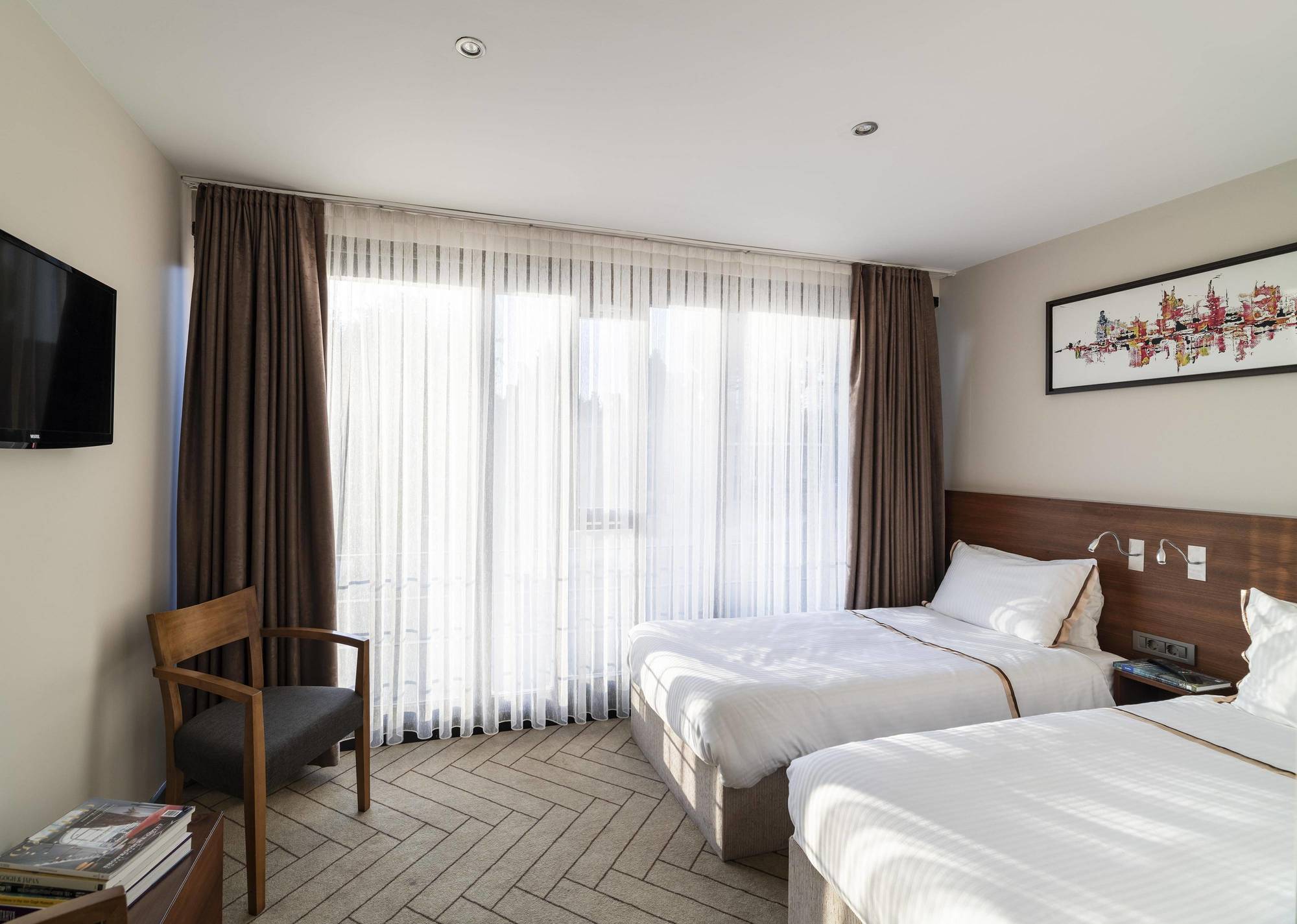 Upsuites Hotel Istanbul Bagian luar foto